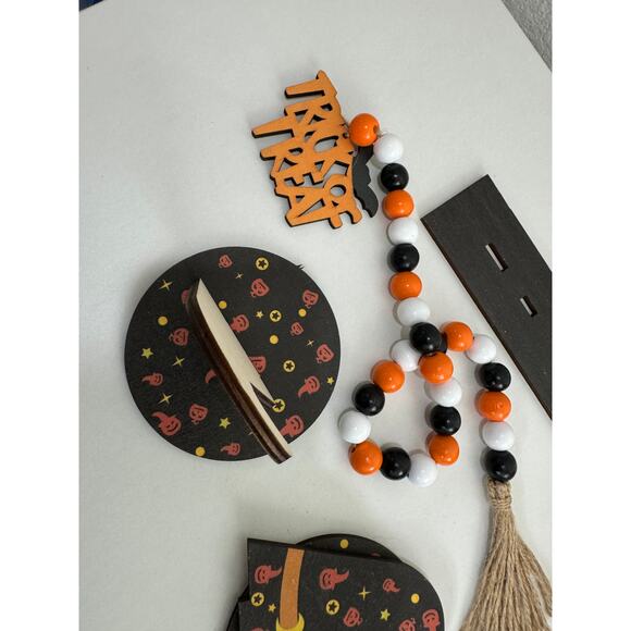 NWOT 9 Piece Halloween Table Top Decor Set Witch Pumpkin Gnome Hat Decoration - Picture 5 of 8